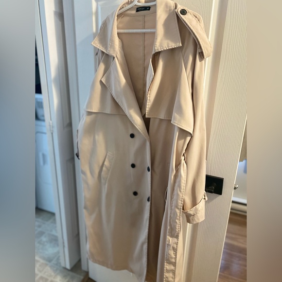SHEIN Curve Trench Coat - Picture 4 of 8